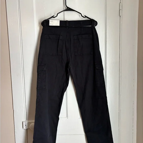 American Eagle Outfitters Black Cargo Pants - Picture 3 of 3